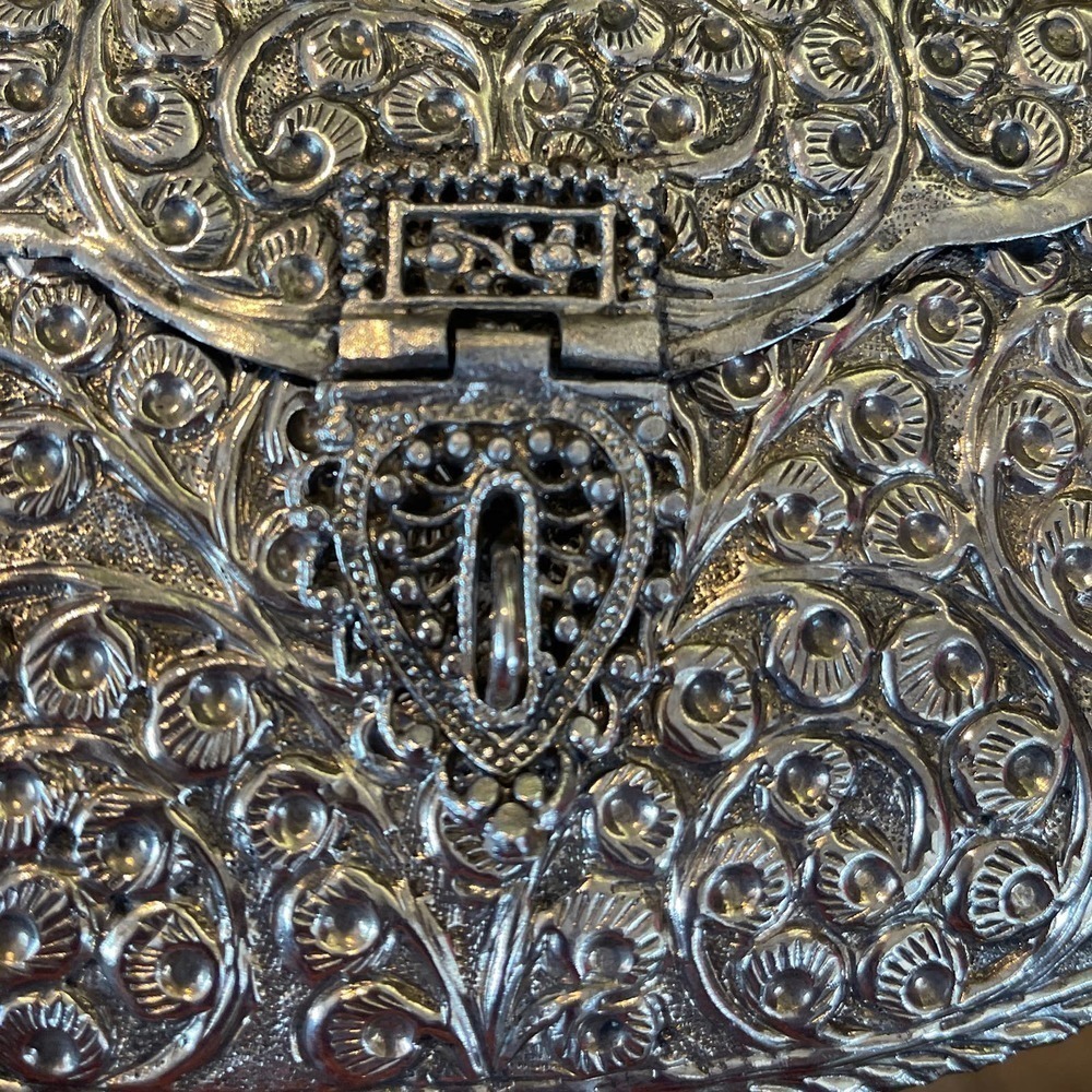 A Nepalese Silvered Metal Bag Patterned With Embossed Leaves... - Picture 3 of 4